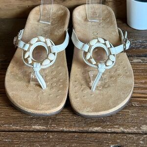 Vionic Orthotic Ricci Sandals